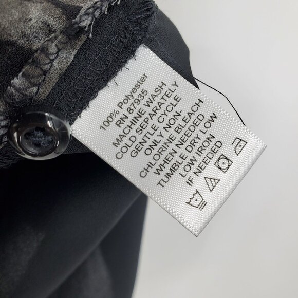 Susan Graver Women's Black and Grey Tiger Print Button Down 3/4 Sleeve Shirt 12 - Picture 9 of 9